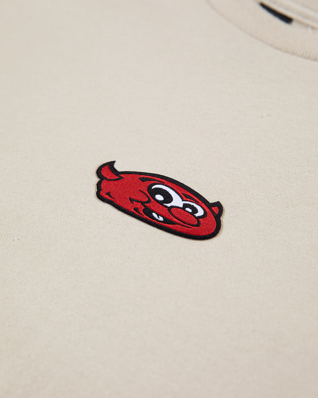 Flat Eggdevil – T-shirt coupe droite