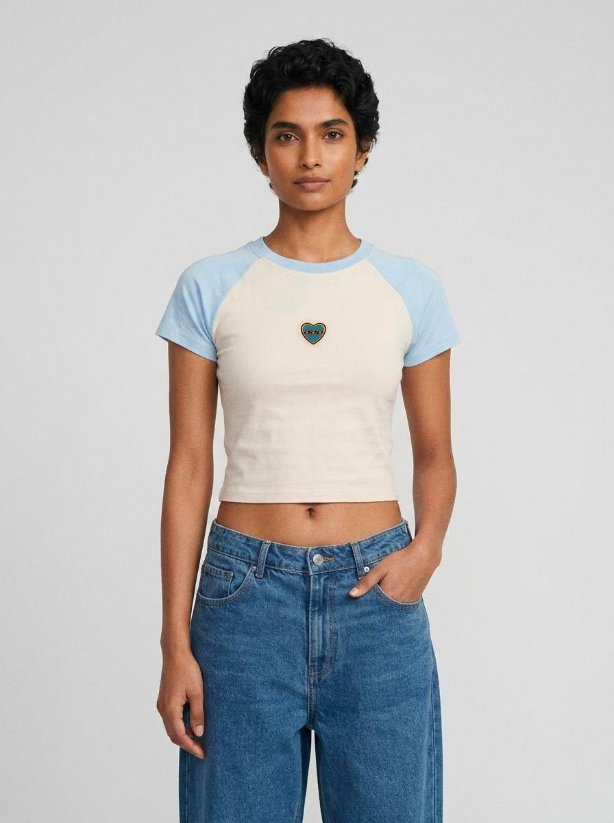 Baby Tee DDP Heart 95 3 Couleurs Naturel / Bleu – détail haut