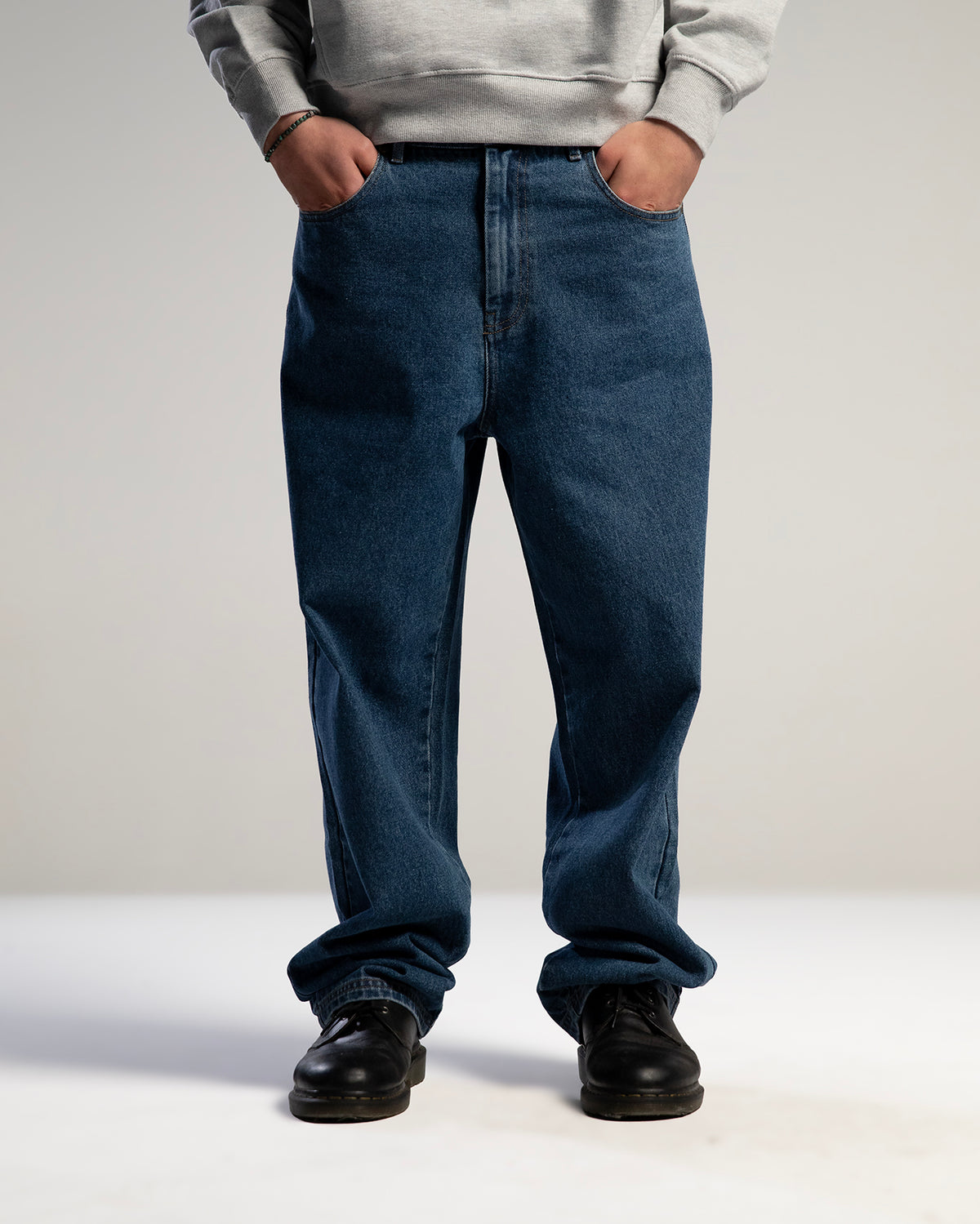 Pantalon coupe droite en denim Denim Pant - DDP - vue detail 4