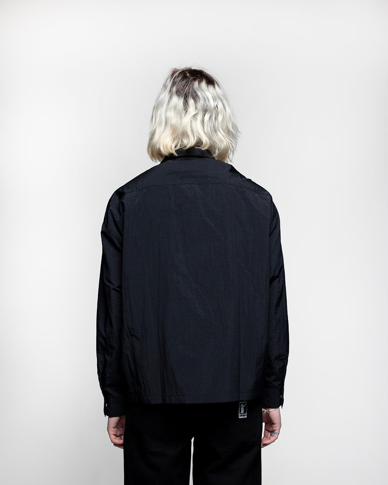 Windbreaker shirt